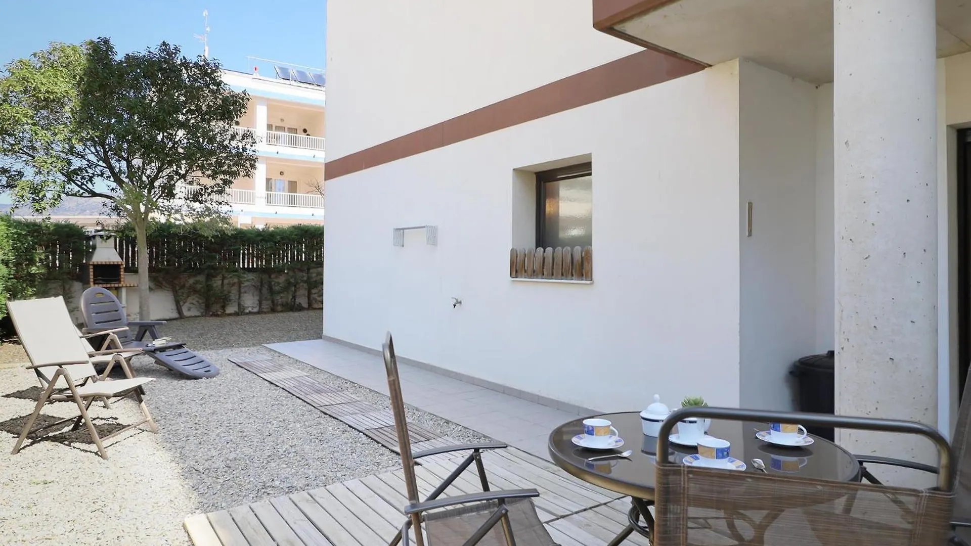 Apartment Alquiler De Apartamento Moderno De 2 Dormitorios Con Jardin Privado, - Es-366-7 Roses Spain