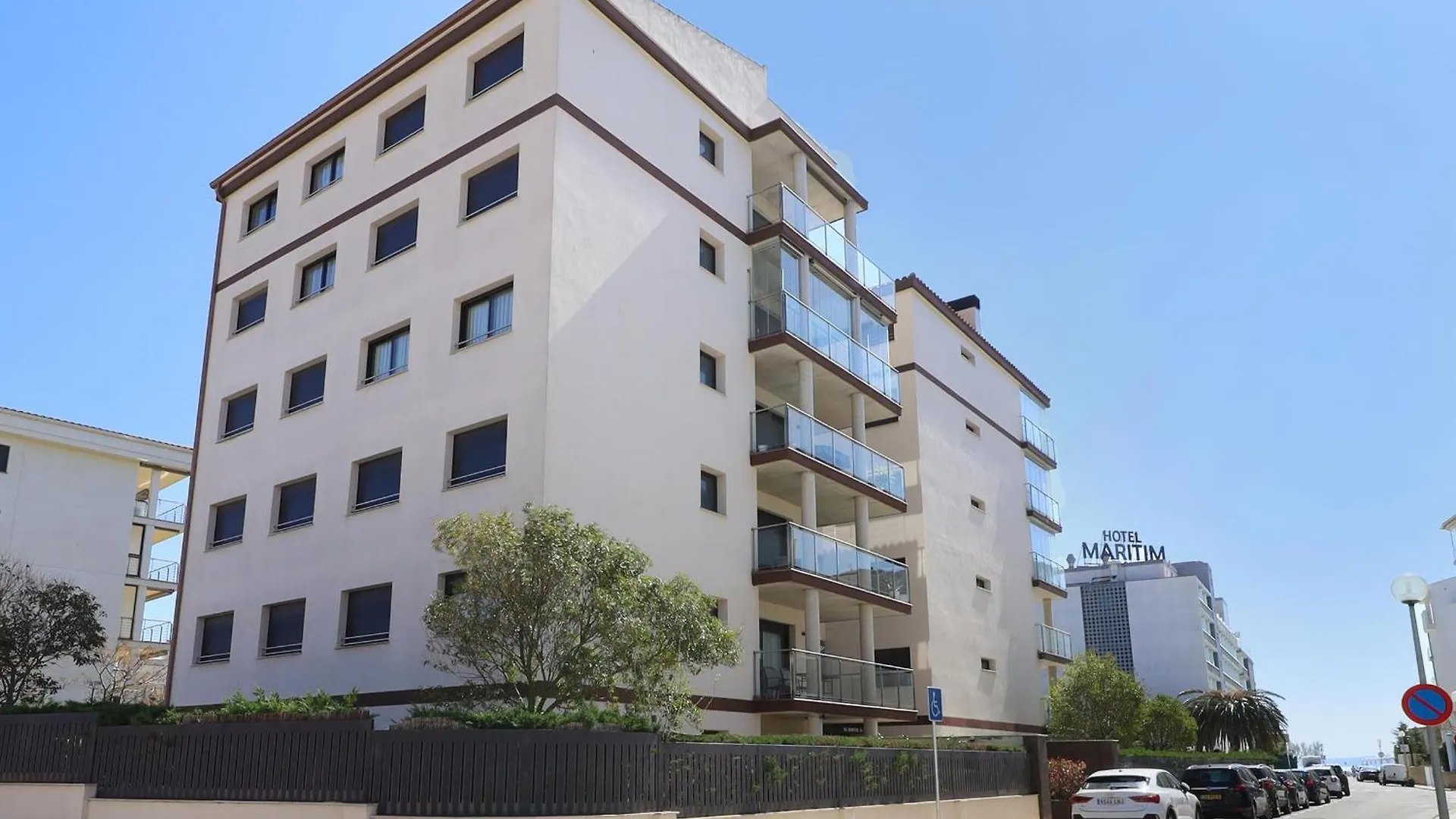 Alquiler De Apartamento Moderno De 2 Dormitorios Con Jardin Privado, - Es-366-7 Roses 0*,  Spain