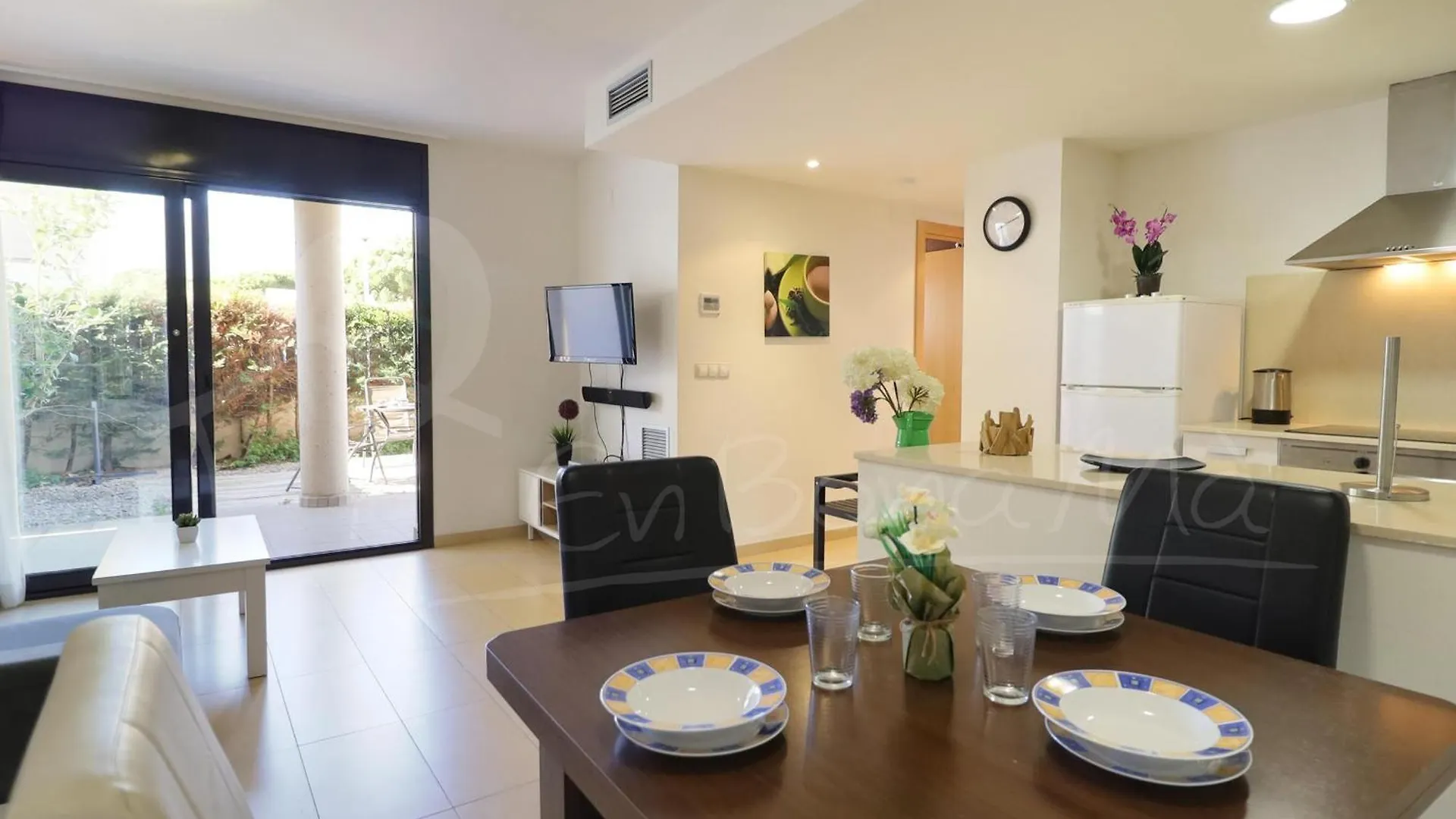 Apartment Alquiler De Apartamento Moderno De 2 Dormitorios Con Jardin Privado, - Es-366-7 Roses